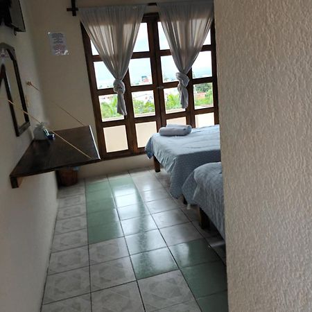 Hotel Casa Juanita プエルト・エスコンディード エクステリア 写真