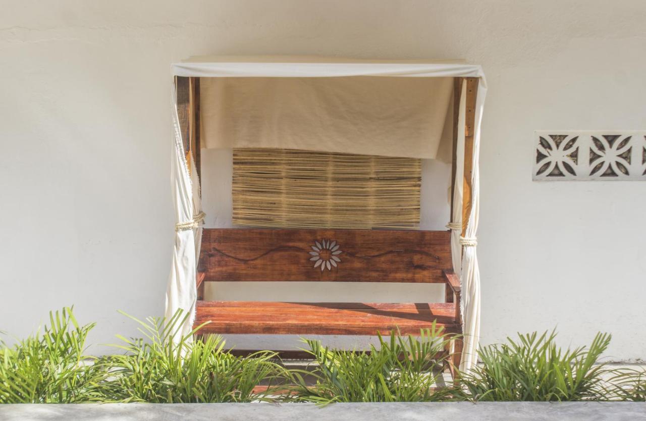 Hotel Casa Juanita プエルト・エスコンディード エクステリア 写真
