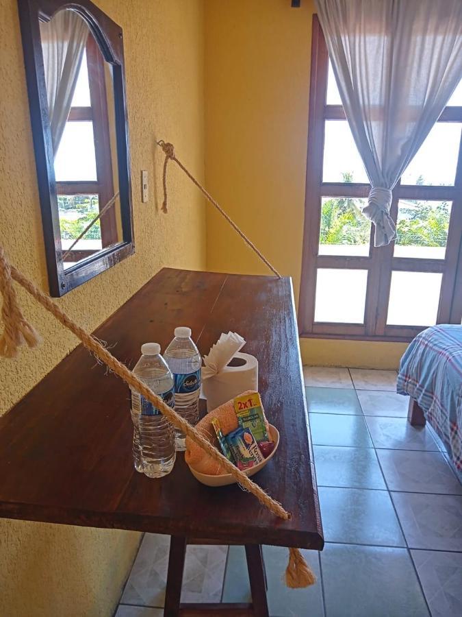 Hotel Casa Juanita プエルト・エスコンディード エクステリア 写真