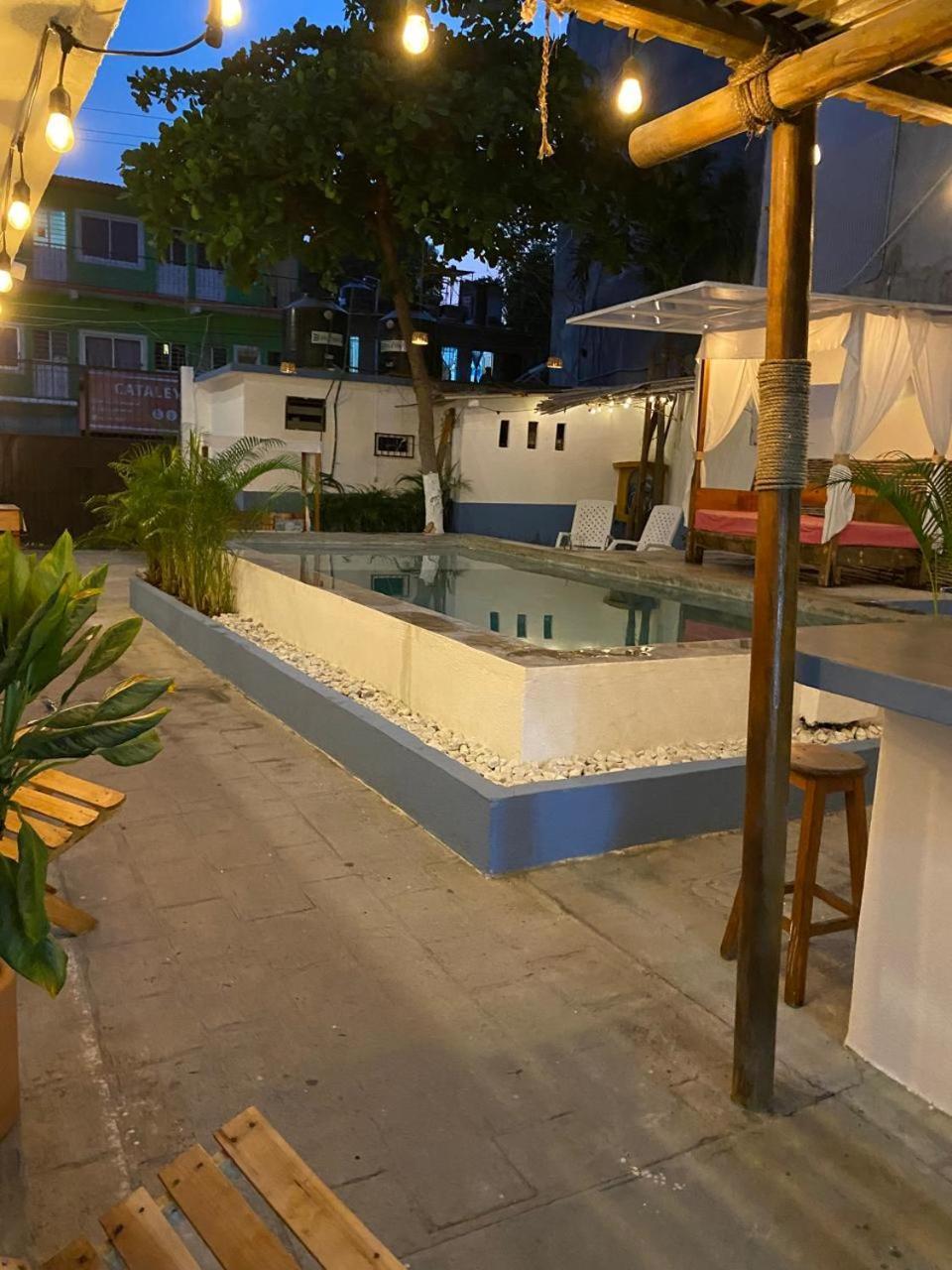 Hotel Casa Juanita プエルト・エスコンディード エクステリア 写真