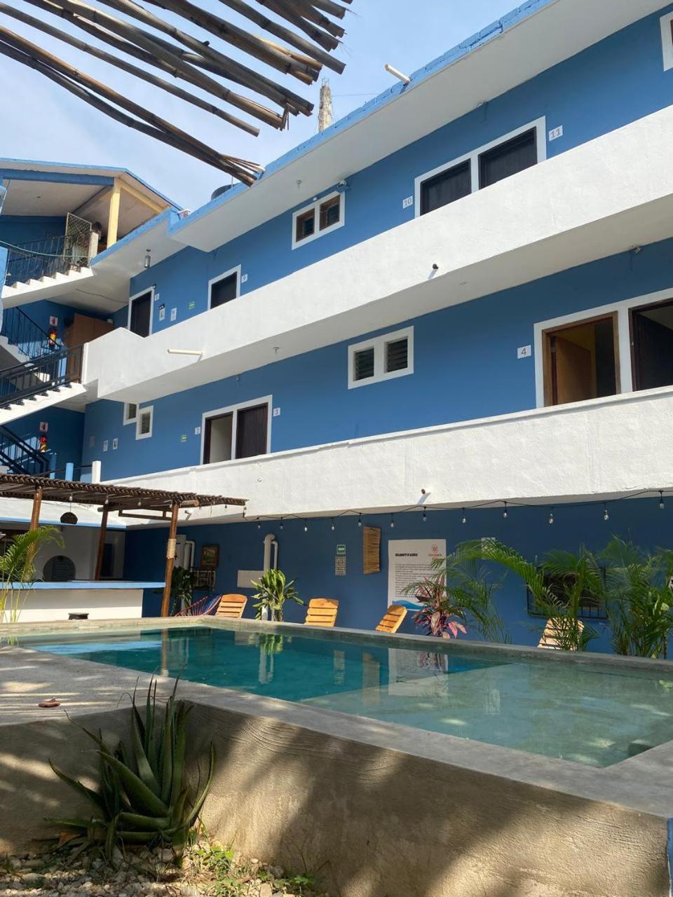 Hotel Casa Juanita プエルト・エスコンディード エクステリア 写真